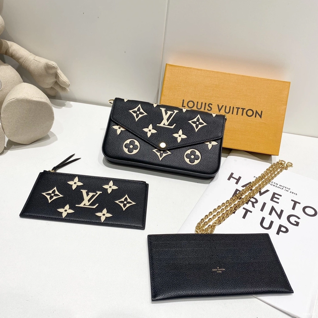 POCHETTE LOUIS VUITTON FÉLICIE 0720